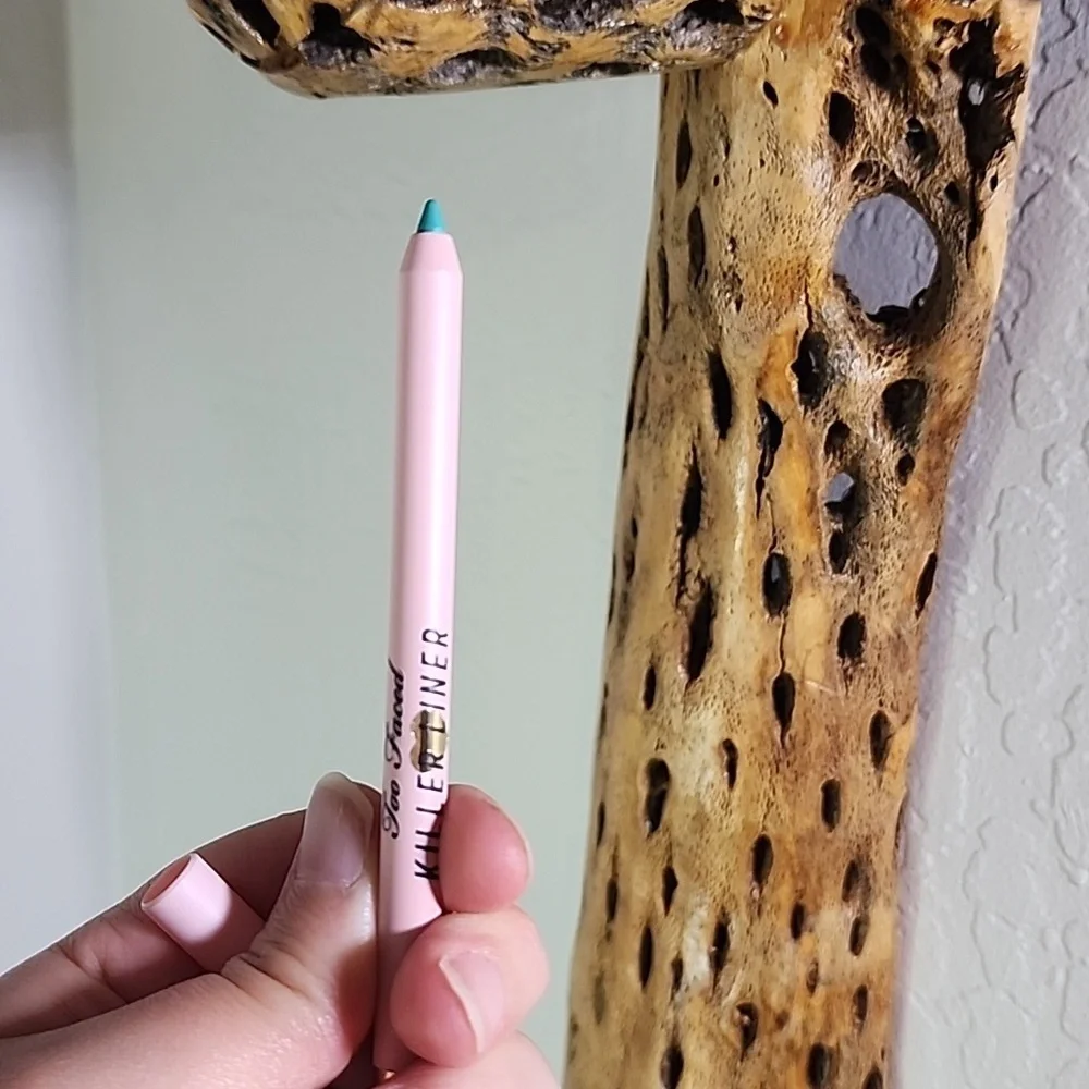 Too Faced‎ Killer Liner in Killer Turquoise